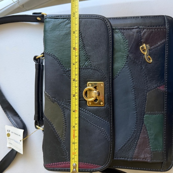 Angelina Collection Classic Black Quilted Chain Shoulder Bag - Picture 4 of 8